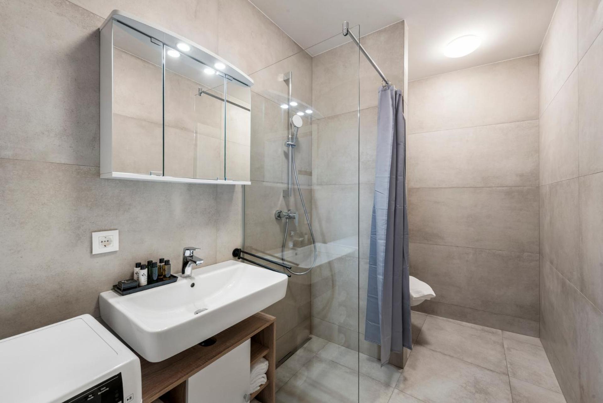 Vienna Hills Living Aparthotel Buitenkant foto